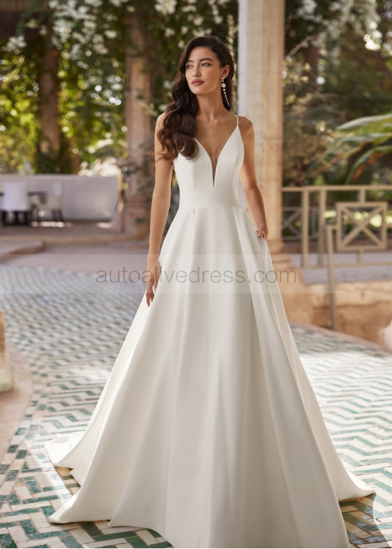 Spaghetti Straps Ivory Satin Elegant Wedding Dress